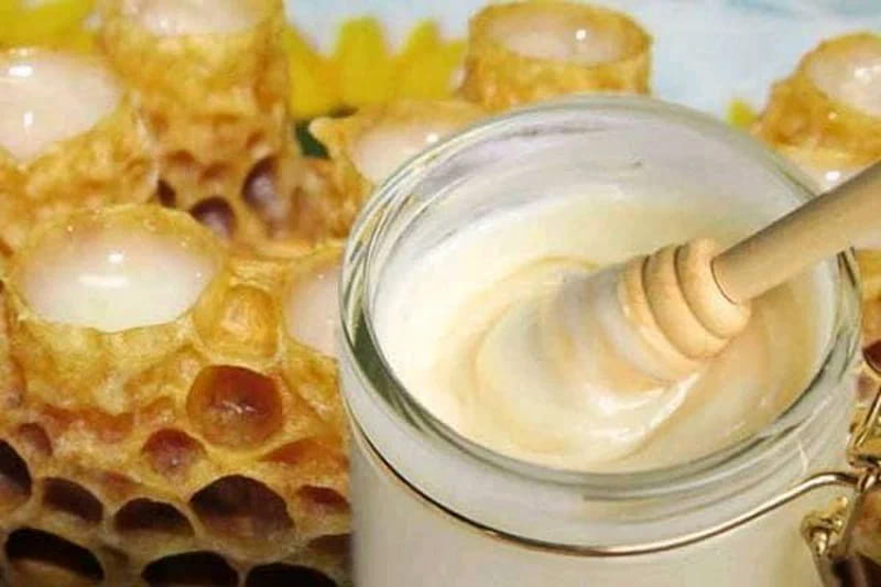 تصویر 3 از ژل رویال شهد گلها با کیفیت ممتاز زنبورداری